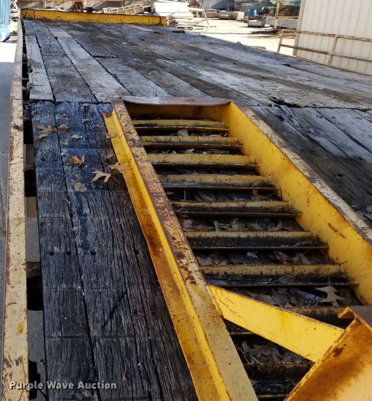 image for item GJ9174 1996 Redi equipment trailer