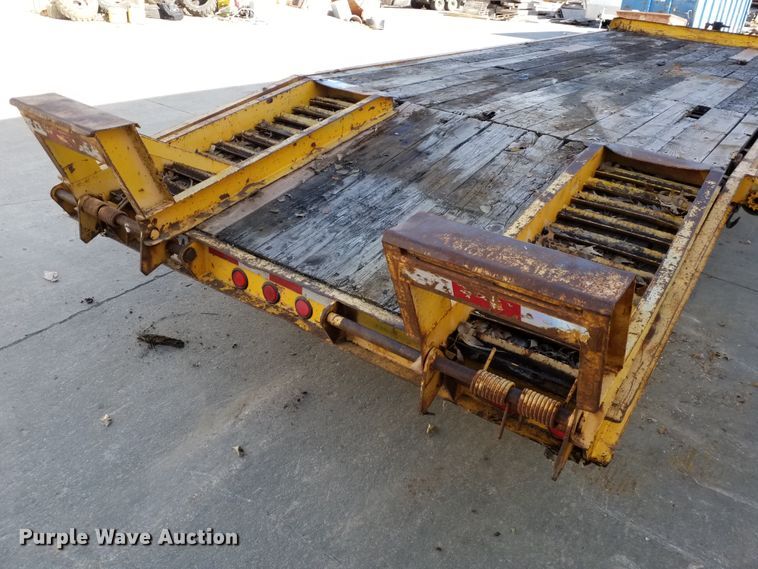 image for item GJ9174 1996 Redi equipment trailer