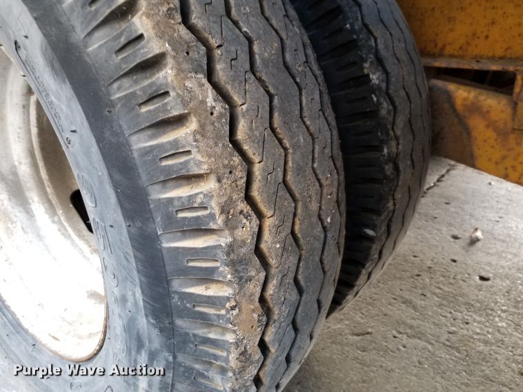 image for item GJ9174 1996 Redi equipment trailer