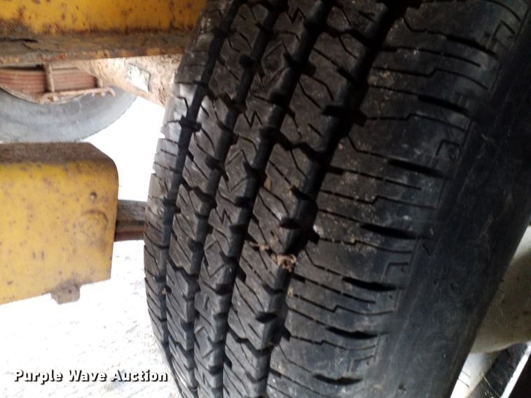 image for item GJ9174 1996 Redi equipment trailer