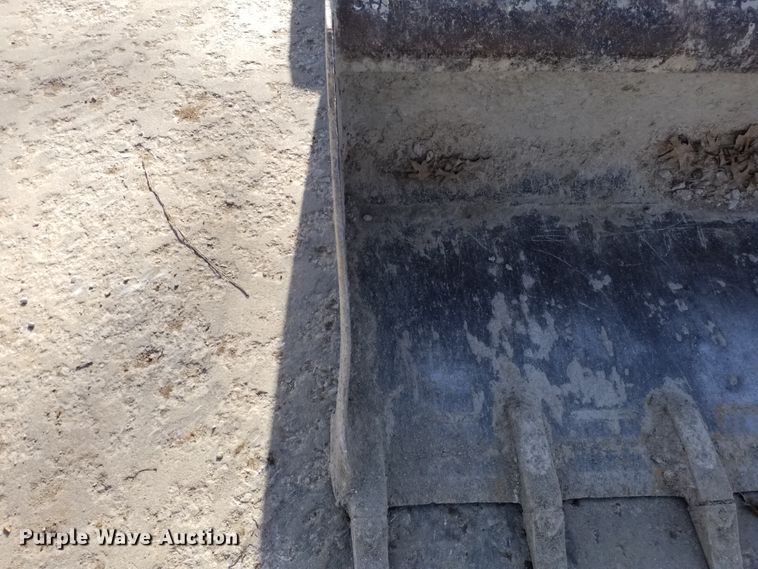 image for item GJ9177 2006 Bobcat S300 skid steer