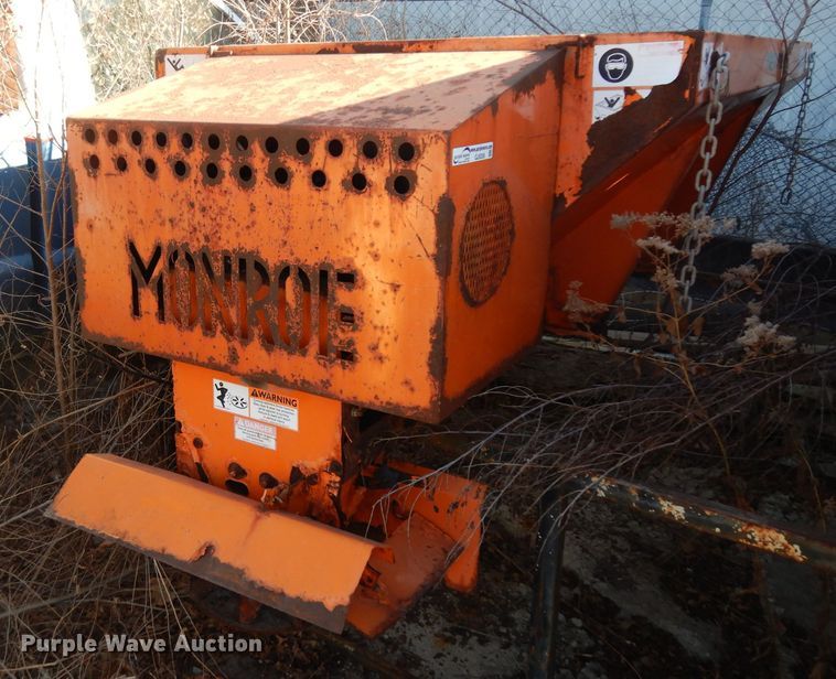 image for item GJ9206 Monroe spreader