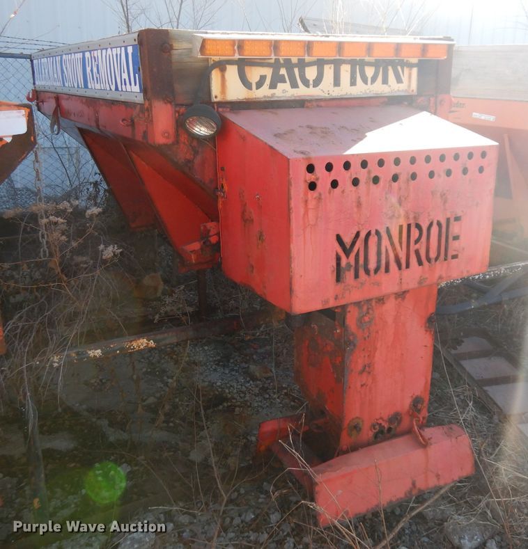 image for item GJ9207 Monroe spreader