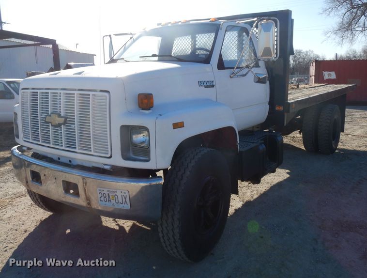 image for item GJ9212 1994 Chevrolet Kodiak C5500 flatbed truck