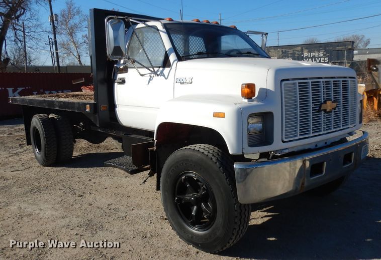 image for item GJ9212 1994 Chevrolet Kodiak C5500 flatbed truck