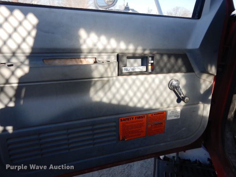 image for item GJ9212 1994 Chevrolet Kodiak C5500 flatbed truck