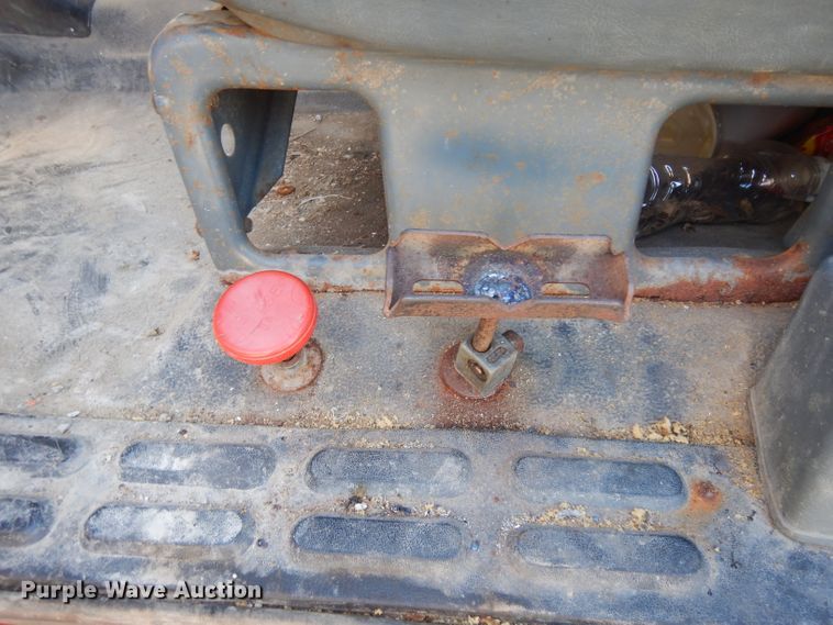 image for item GJ9212 1994 Chevrolet Kodiak C5500 flatbed truck