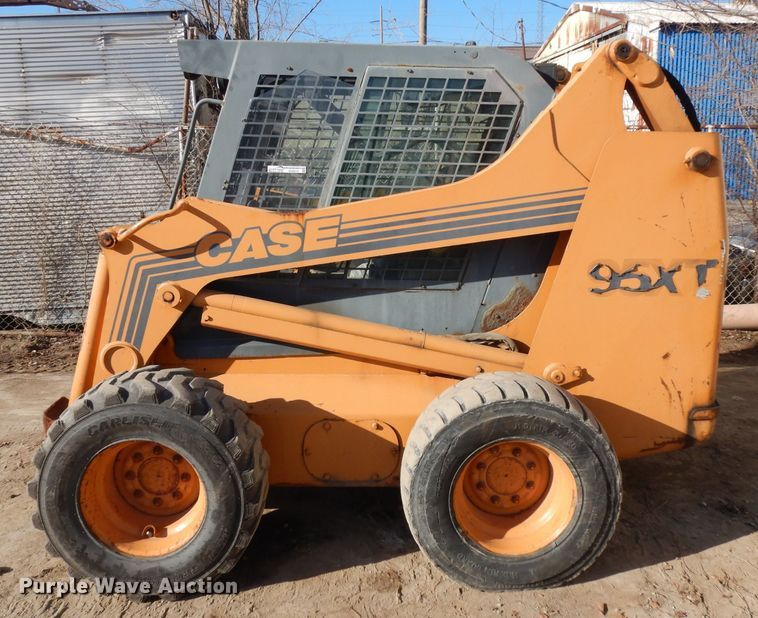 image for item GJ9213 1999 Case 95XT skid steer