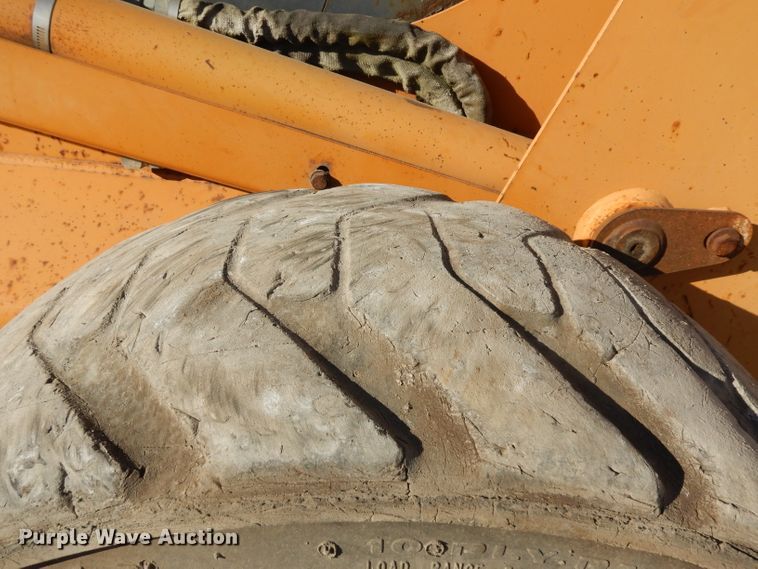 image for item GJ9214 2000 Case 95XT skid steer