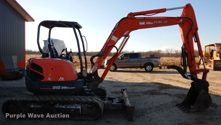 image for item H1209 Kubota U45 mini excavator