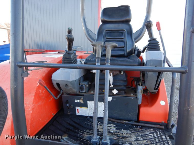 image for item H1209 Kubota U45 mini excavator