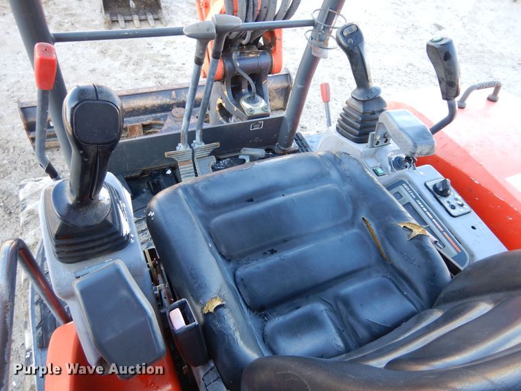 image for item H1209 Kubota U45 mini excavator