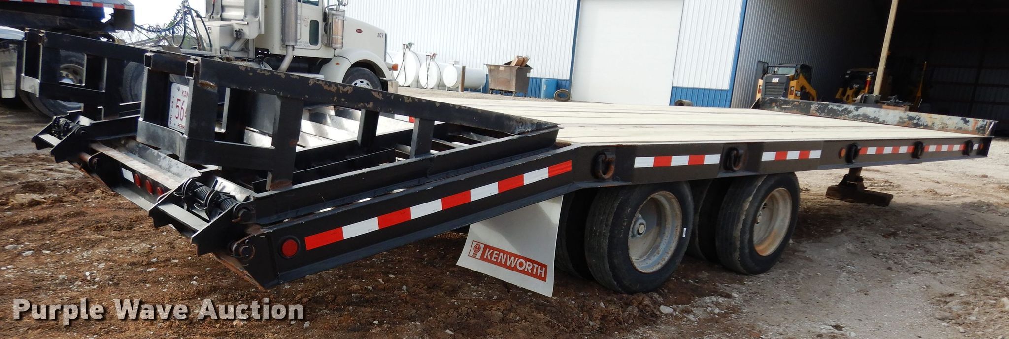 1998 Holden equipment trailer in St. KS Item DE4151 sold