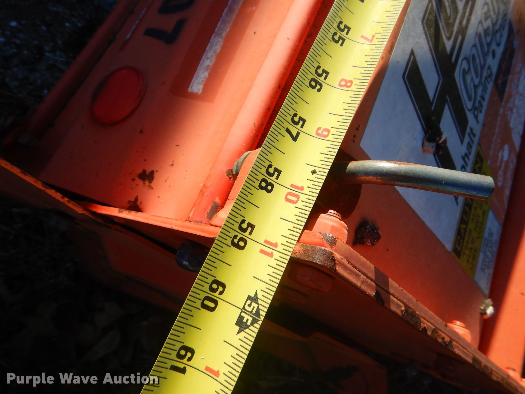 Kuhn EL32 tiller in Cassville, MO Item GB9547 sold Purple Wave