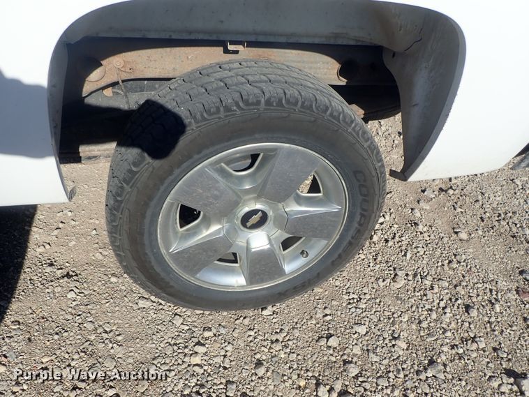 image for item DC3405 2010 Chevrolet Silverado 1500 Ext. Cab pickup truck