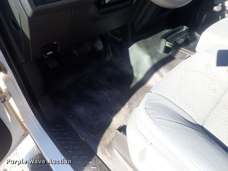 image for item DC3406 2013 Ford F150 SuperCab pickup truck