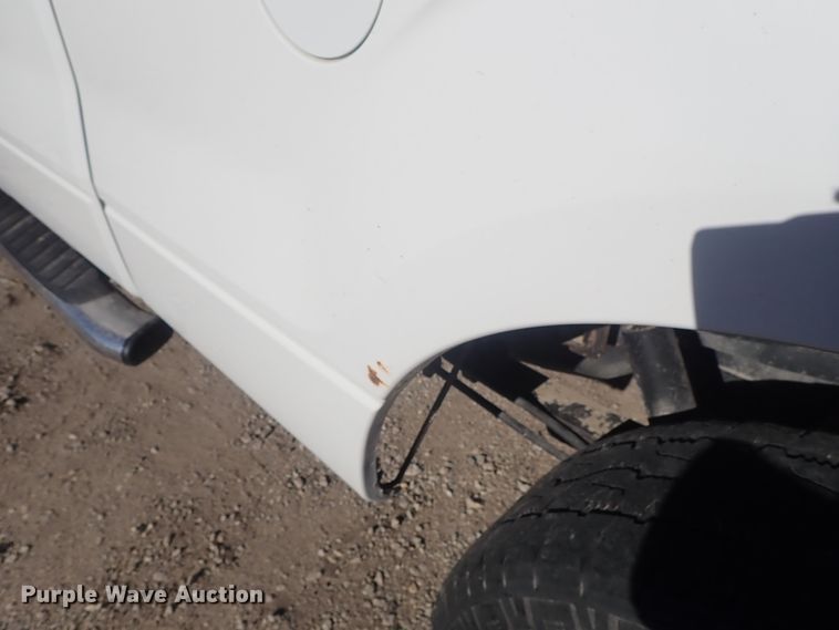 image for item DC3406 2013 Ford F150 SuperCab pickup truck