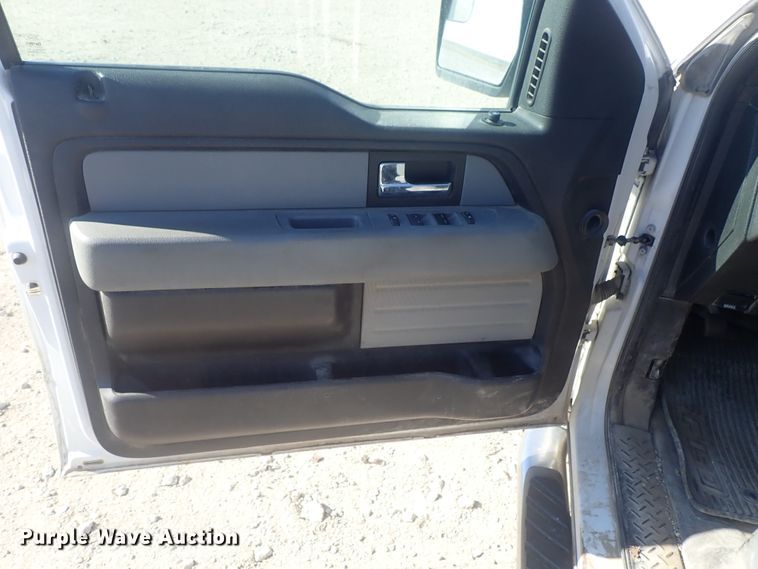 image for item DC3409 2012 Ford F150 SuperCab pickup truck