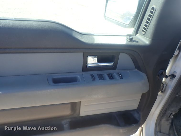 image for item DC3409 2012 Ford F150 SuperCab pickup truck