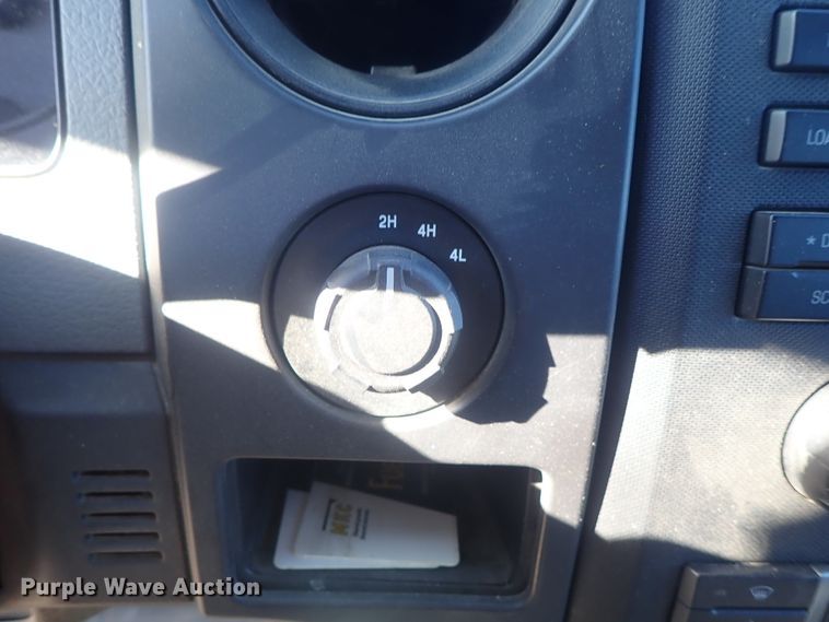 image for item DC3410 2012 Ford F150 SuperCab pickup truck