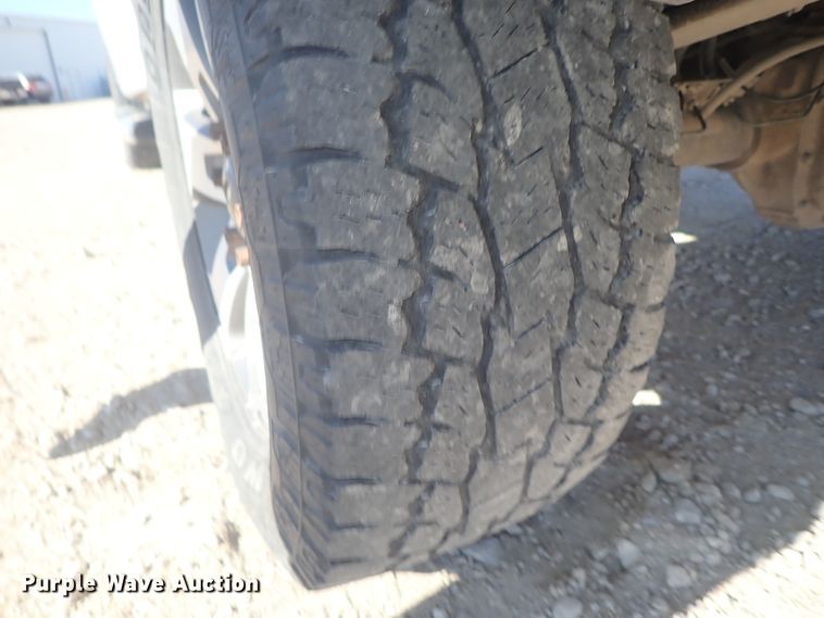 image for item DC3410 2012 Ford F150 SuperCab pickup truck