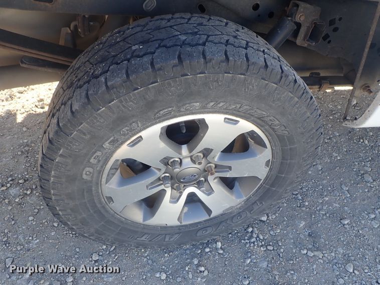 image for item DC3410 2012 Ford F150 SuperCab pickup truck