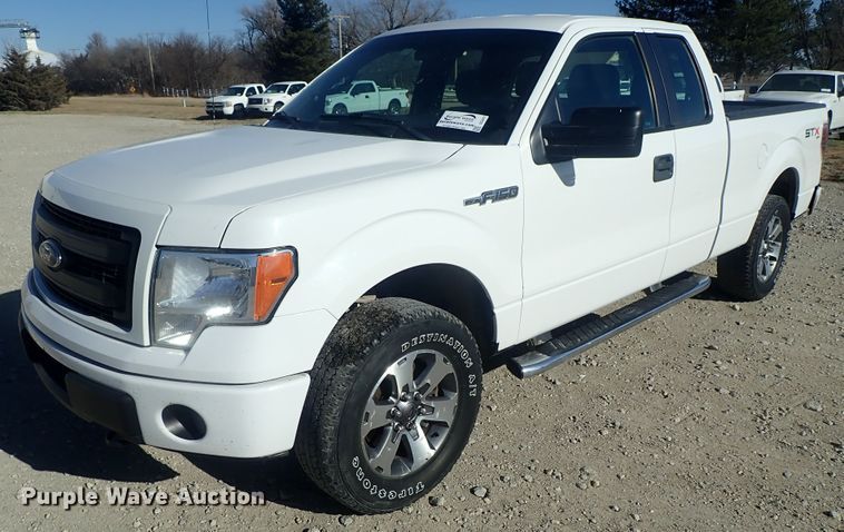 image for item DC3411 2013 Ford F150 SuperCab pickup truck