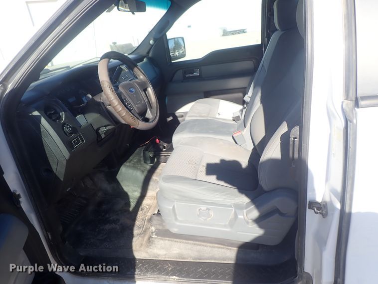 image for item DC3411 2013 Ford F150 SuperCab pickup truck