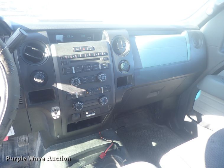 image for item DC3411 2013 Ford F150 SuperCab pickup truck