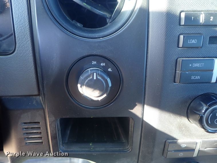 image for item DC3411 2013 Ford F150 SuperCab pickup truck