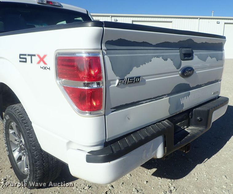 image for item DC3411 2013 Ford F150 SuperCab pickup truck