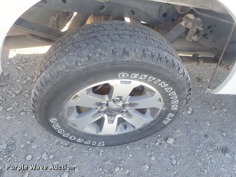 image for item DC3411 2013 Ford F150 SuperCab pickup truck