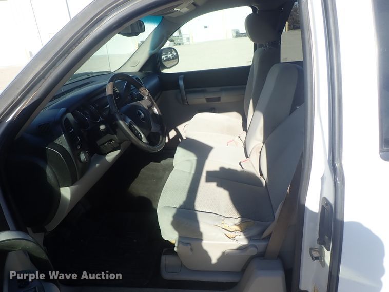 image for item DC3412 2007 Chevrolet Silverado 1500 Ext. Cab pickup truck