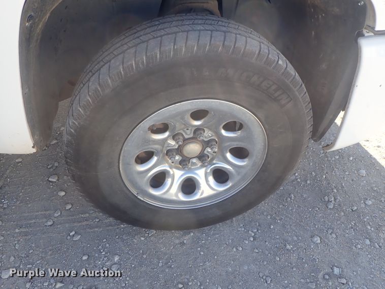 image for item DC3412 2007 Chevrolet Silverado 1500 Ext. Cab pickup truck