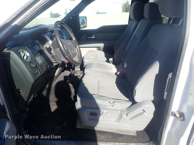 image for item DC3413 2012 Ford F150 SuperCab pickup truck