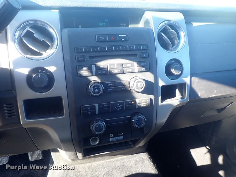 image for item DC3413 2012 Ford F150 SuperCab pickup truck