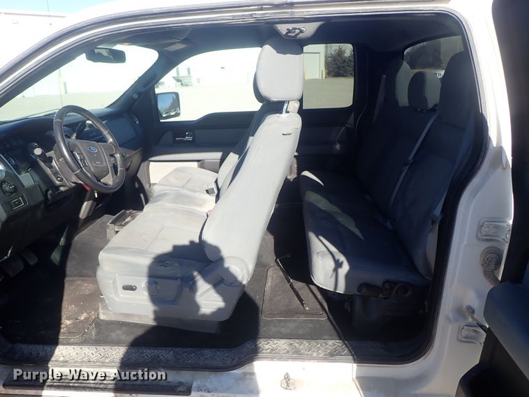 image for item DC3413 2012 Ford F150 SuperCab pickup truck