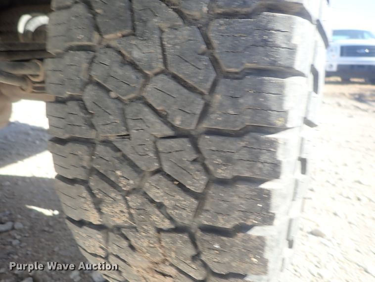 image for item DC3413 2012 Ford F150 SuperCab pickup truck