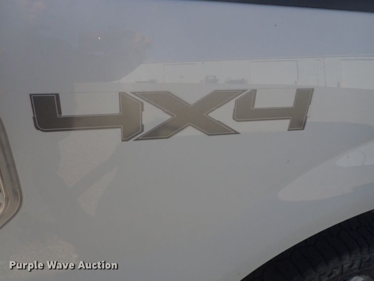 image for item DC3413 2012 Ford F150 SuperCab pickup truck