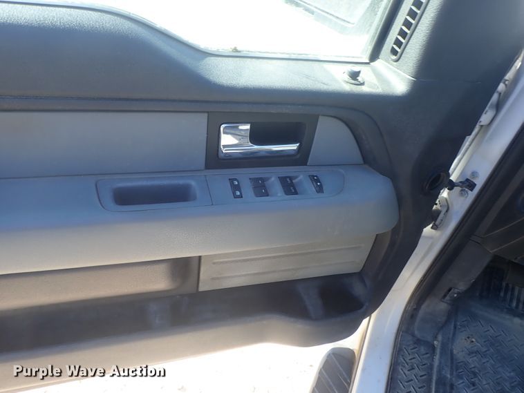 image for item DC3414 2012 Ford F150 SuperCab pickup truck