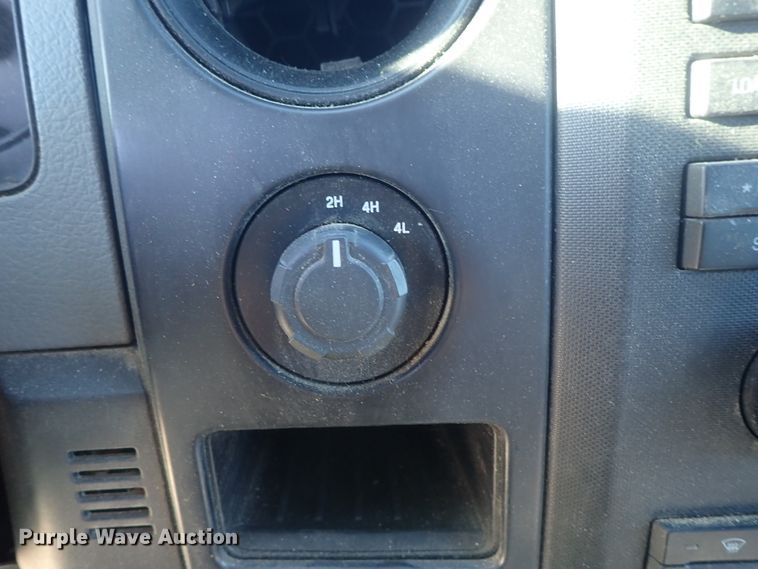 image for item DC3414 2012 Ford F150 SuperCab pickup truck