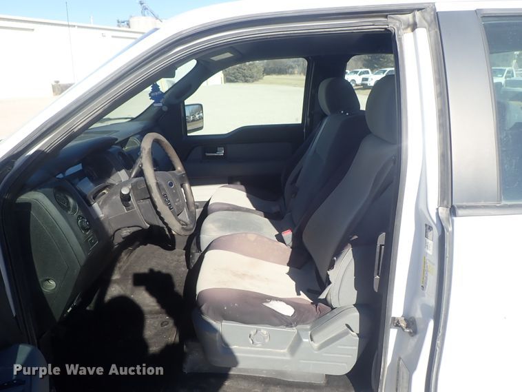 image for item DC3415 2013 Ford F150 SuperCab pickup truck