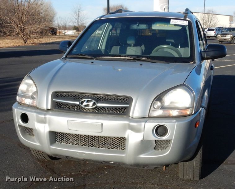 image for item DE4184 2007 Hyundai Tucson SUV