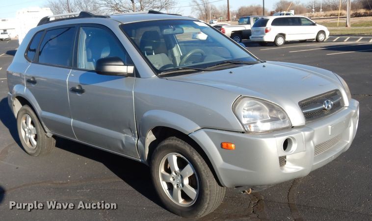 image for item DE4184 2007 Hyundai Tucson SUV