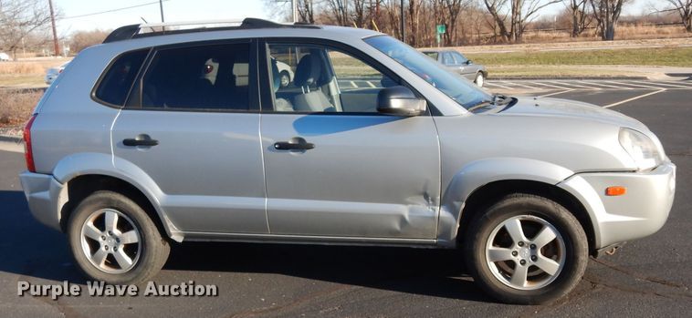 image for item DE4184 2007 Hyundai Tucson SUV