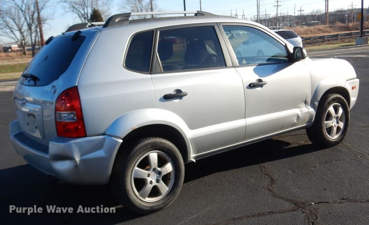 image for item DE4184 2007 Hyundai Tucson SUV