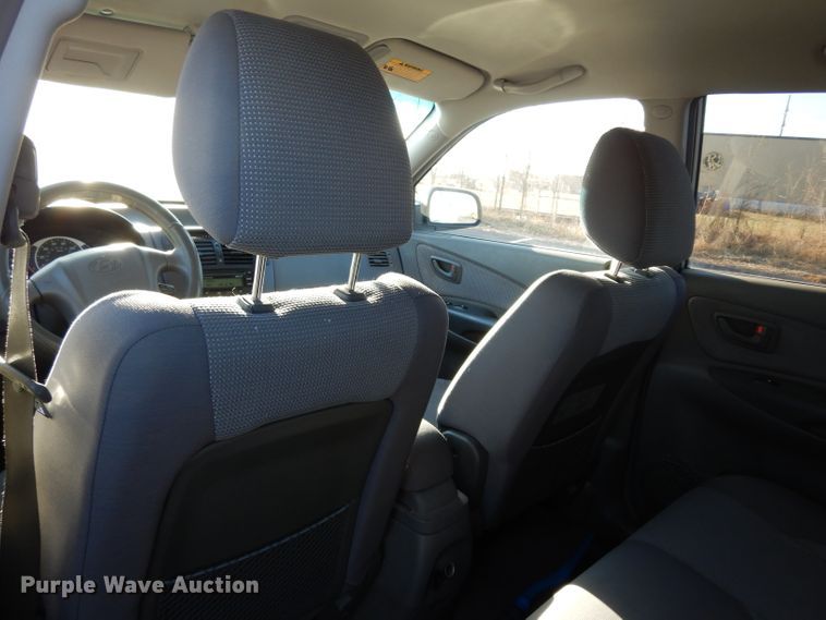 image for item DE4184 2007 Hyundai Tucson SUV