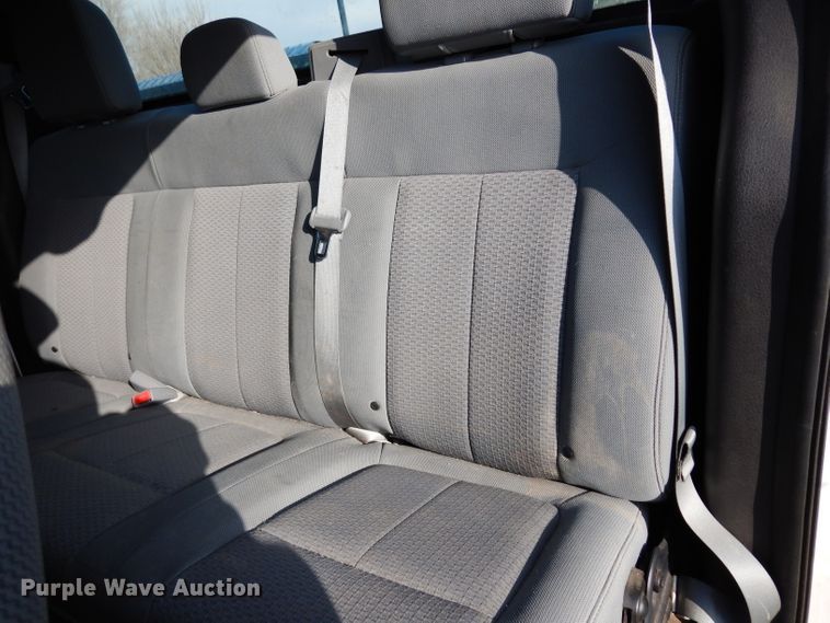 image for item DE4203 2013 Ford F150 XL SuperCab pickup truck