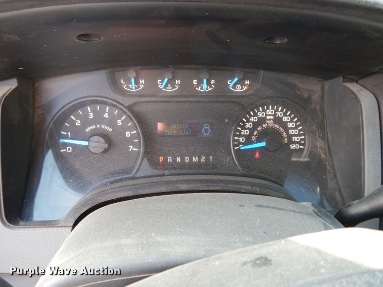 image for item DE4203 2013 Ford F150 XL SuperCab pickup truck