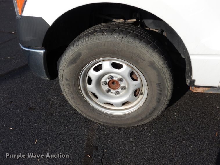 image for item DE4203 2013 Ford F150 XL SuperCab pickup truck